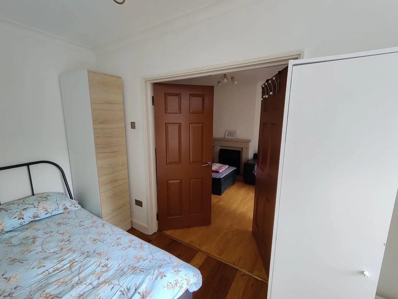 Room Wanborough Drive in Greater London