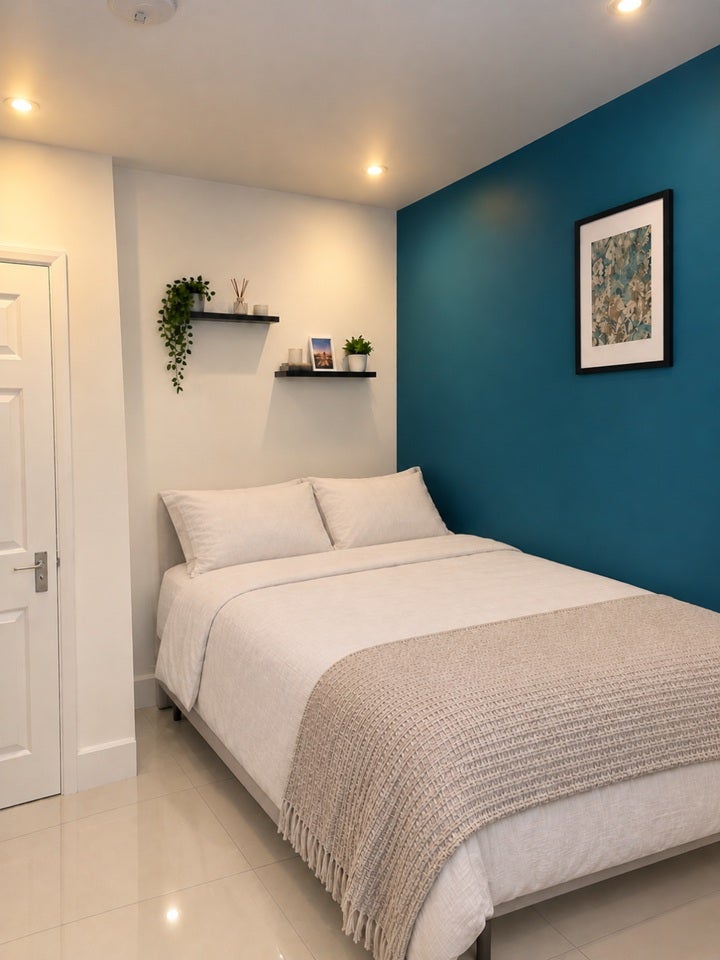 Room Fountain Road in Greater London