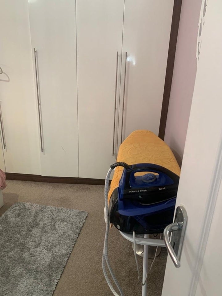 Room Greenford Road in Greater London