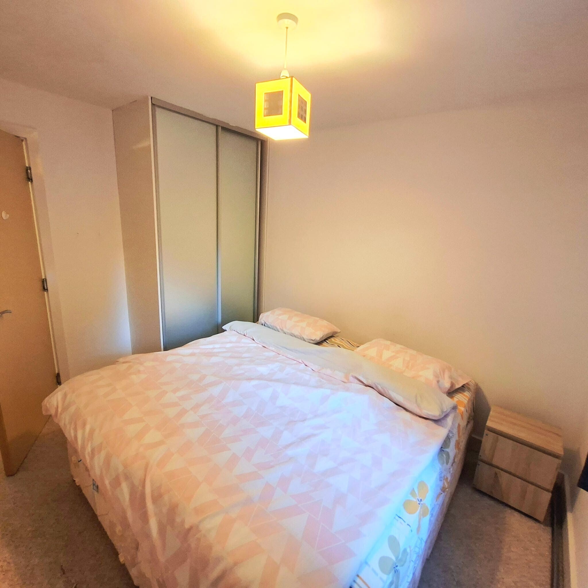Flat Palatine Road in Manchester