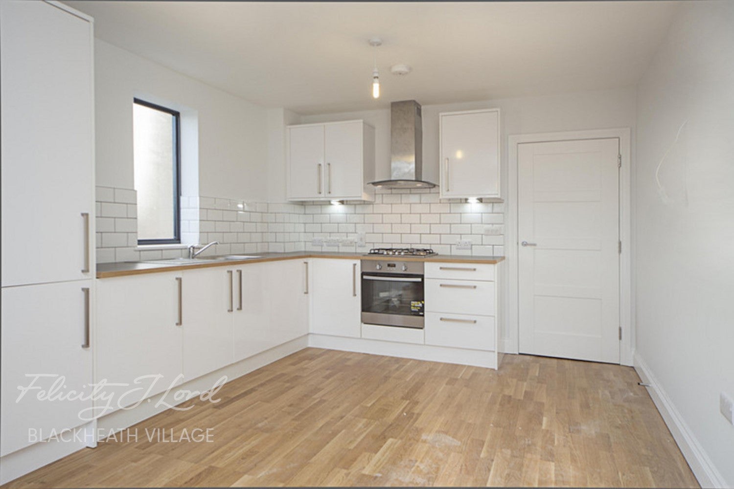 Flat Elm Terrace in Greater London
