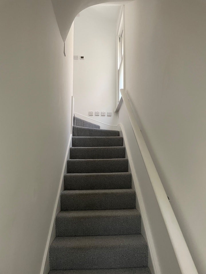 Flat Becondale Road in Greater London