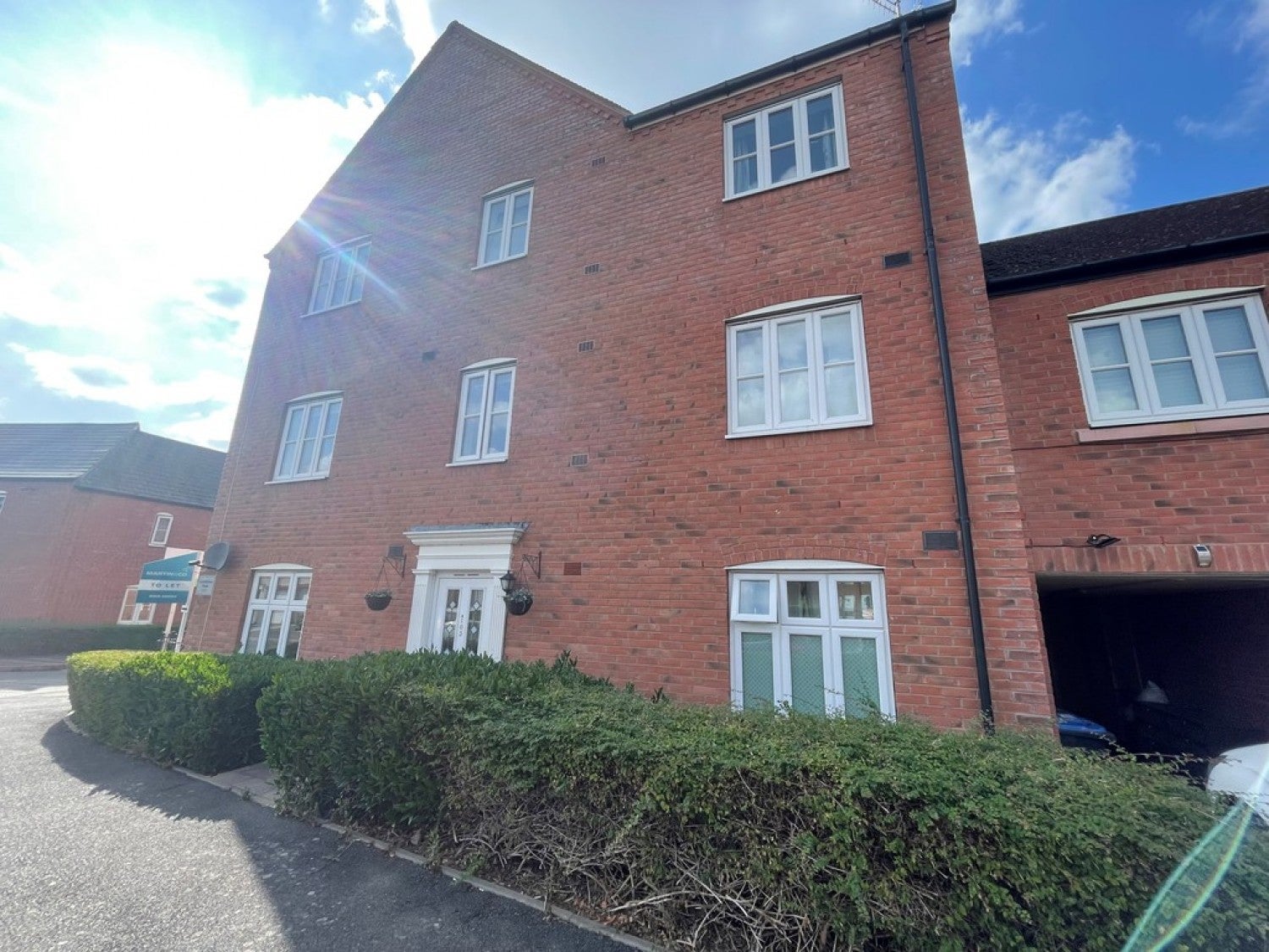 Flat Orwell Close in Stratford-on-Avon