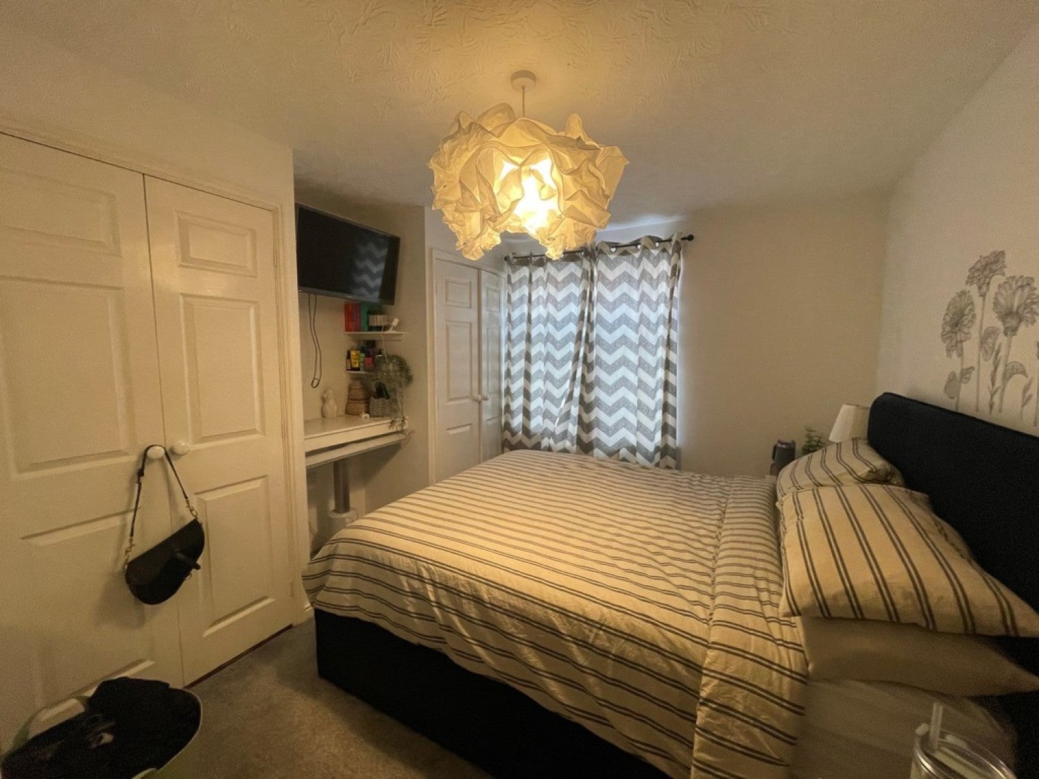 Flat Orwell Close in Stratford-on-Avon