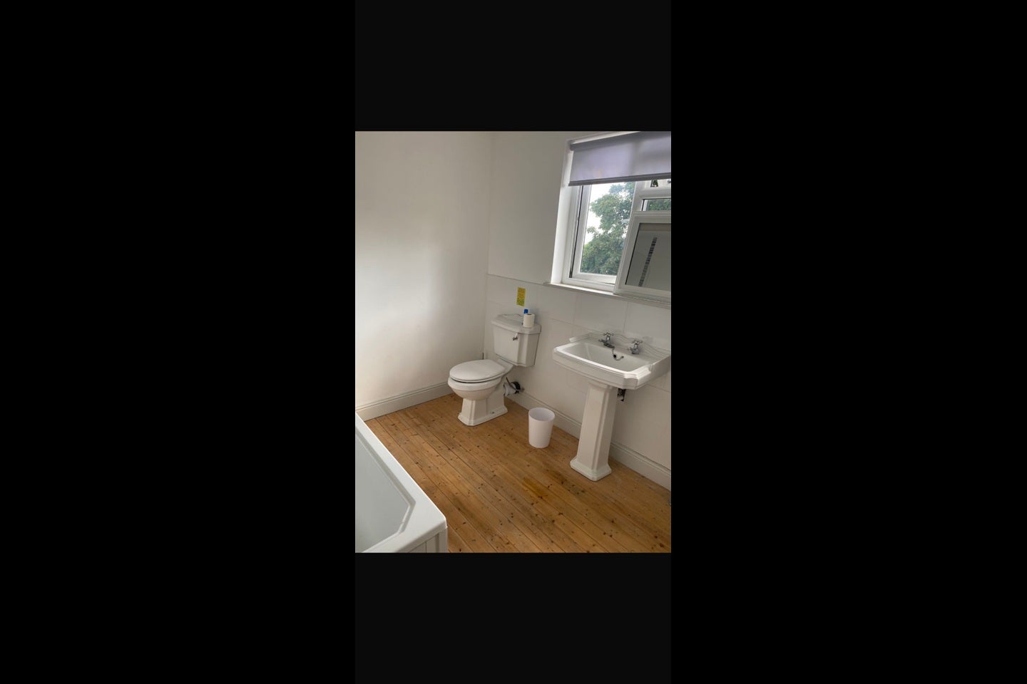 Room Kingswood Road in Gillingham