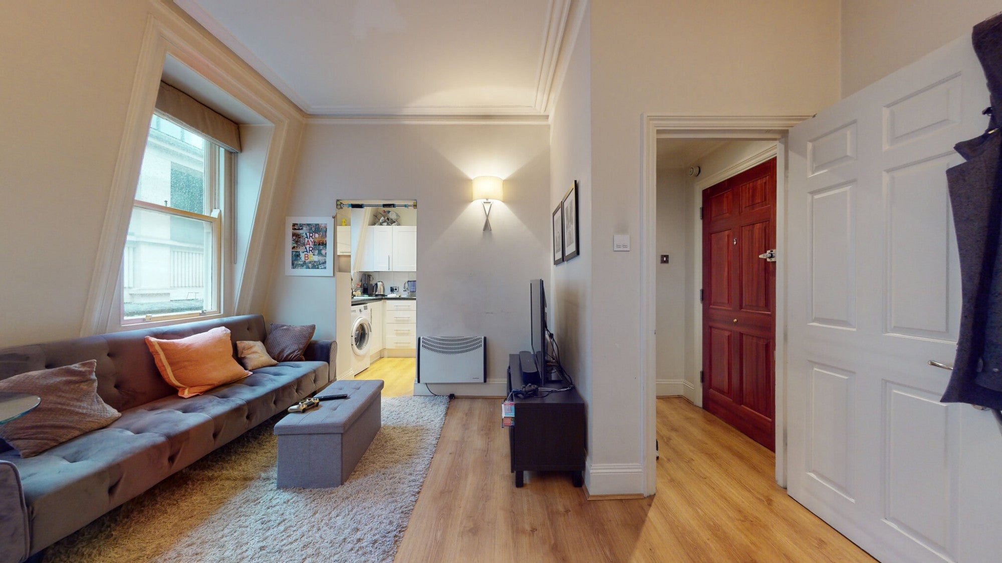 Flat Eagle Place in City of Westminster