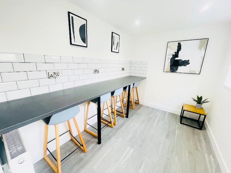 Room Wadham Street in Stoke-on-Trent