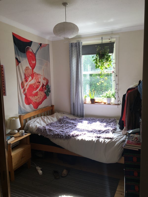 Flat Pleasance in City of Edinburgh