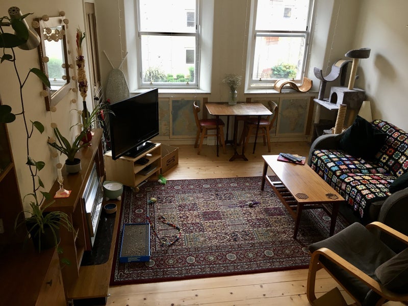 Flat Pleasance in City of Edinburgh