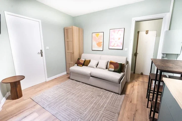 Appartement Rue de Fécamp à Paris