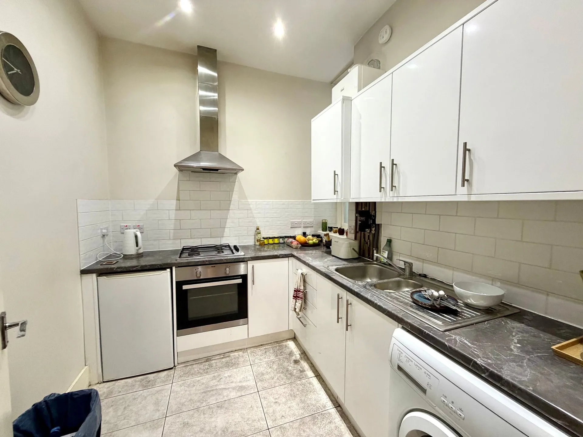 Flat Finchley Road in London