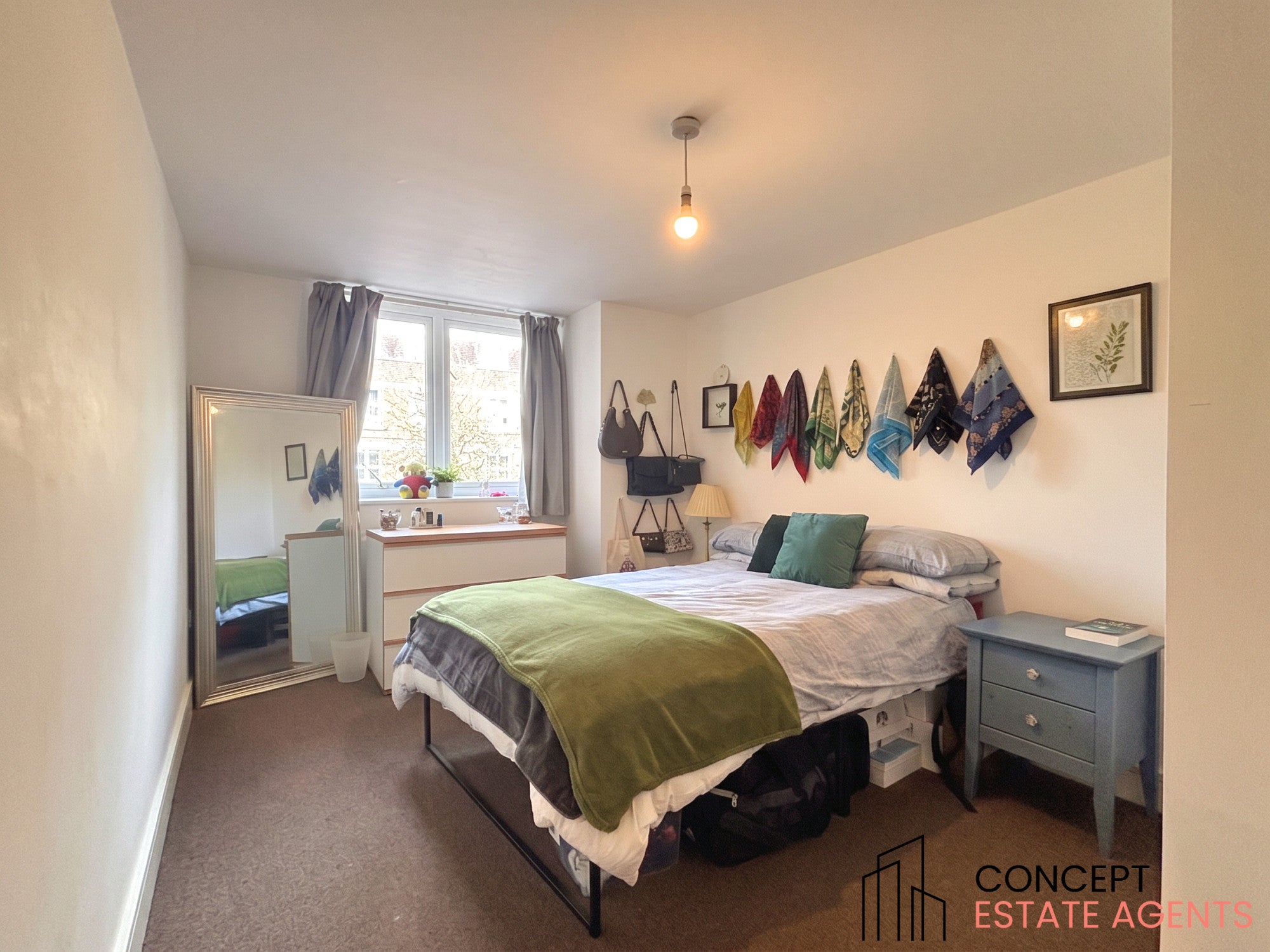 Flat East Hill in Greater London