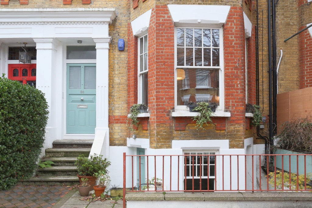 Flat Filey Avenue in Greater London