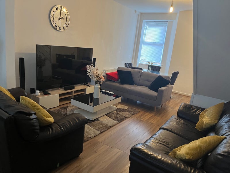 Room Pennell Street in Manchester