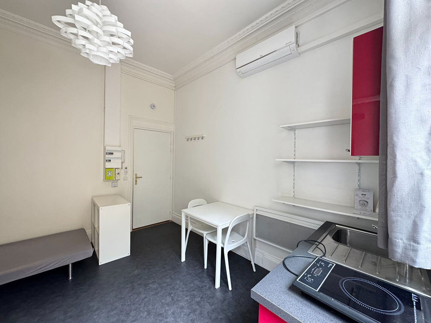 Flat Rue Thiers in Reims