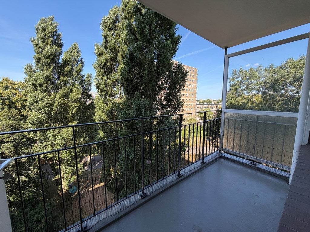 Appartement te huur: Hendrinaland 50, 'S-Gravenhage