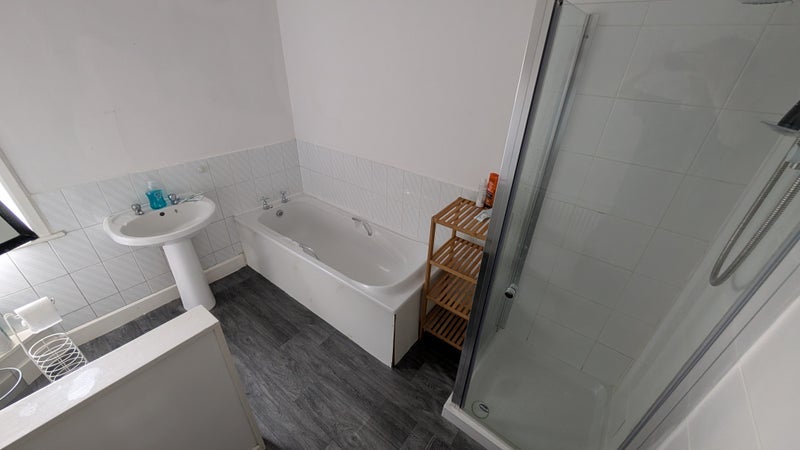 Room Grove Road in Charnwood