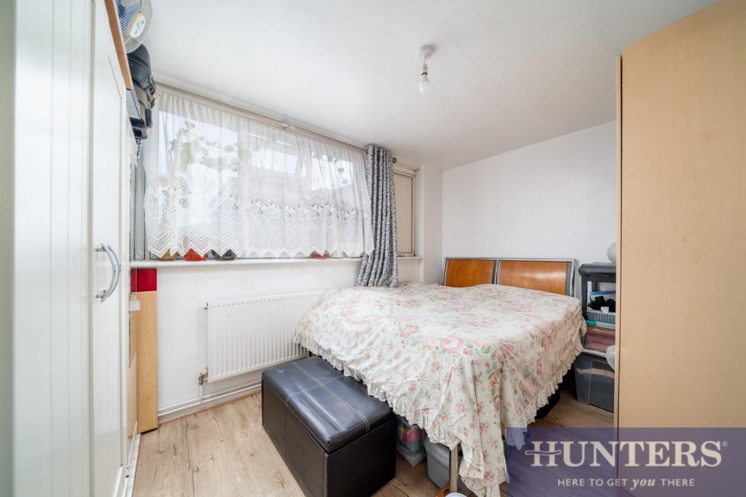 Flat Barnhill Road in Greater London