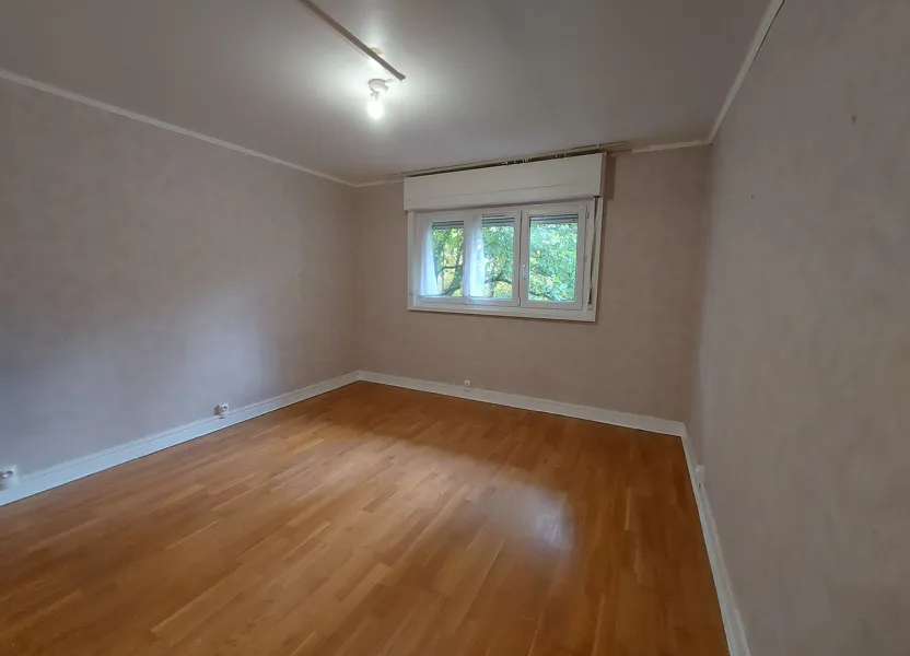 Flat Rue Auguste Renoir in Savigny-sur-Orge