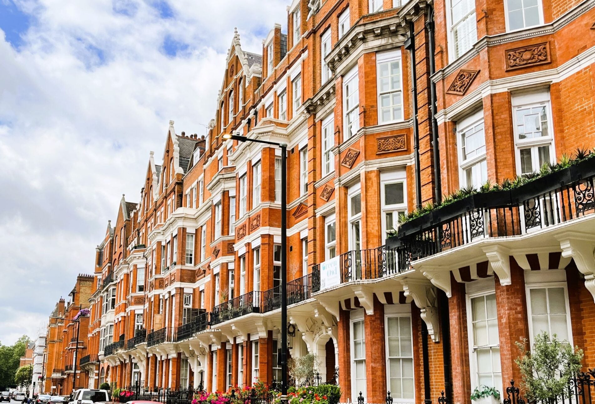 Flat Green Street in City of Westminster