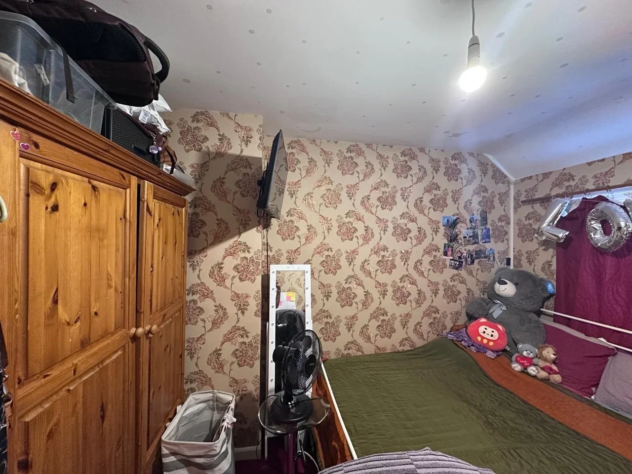 Room St. Mary's Road in Greater London