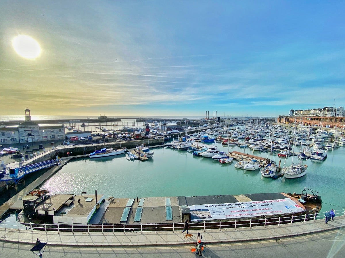 Flat Harbour Parade in Thanet