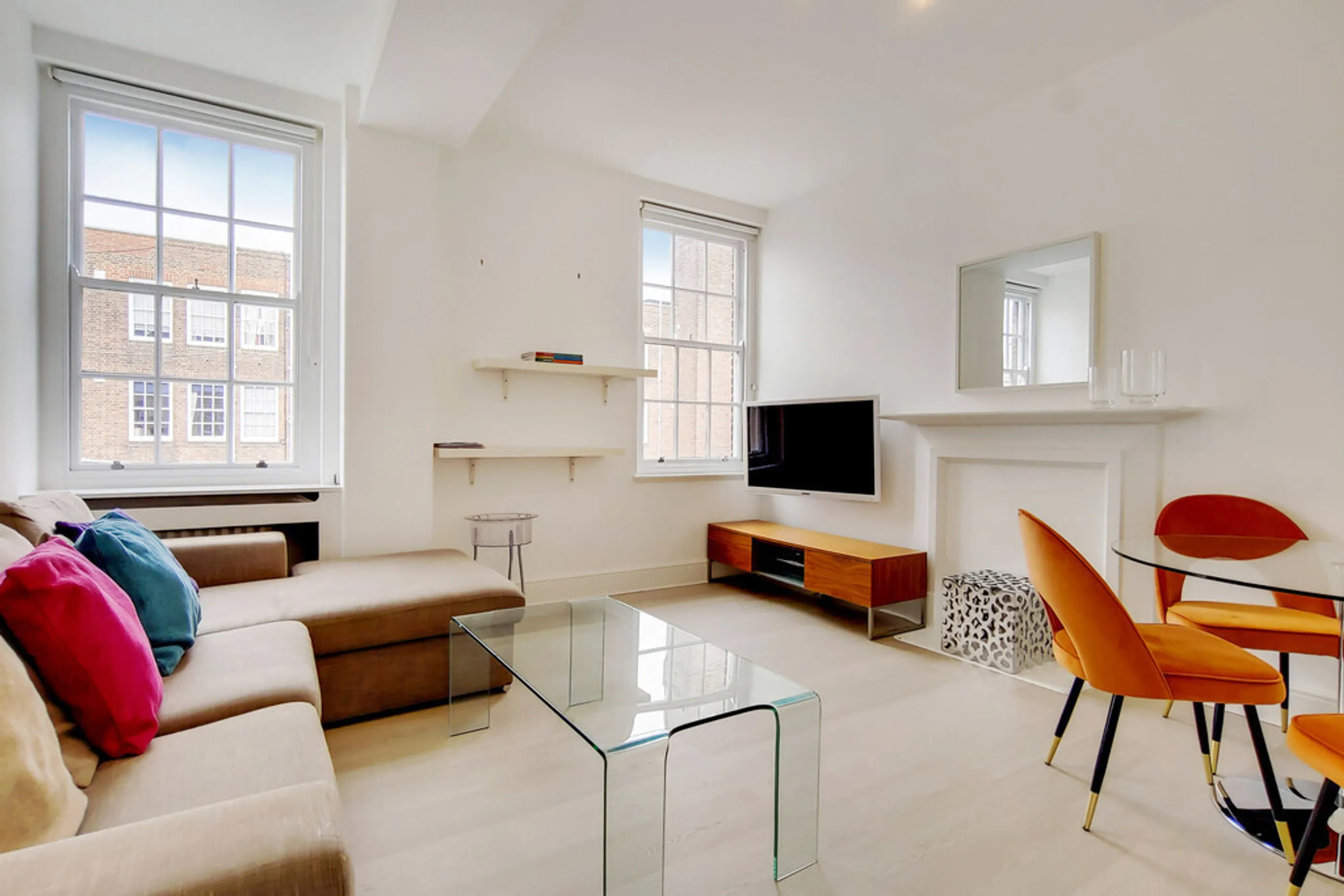 Flat Caroline Place Mews in City of Westminster