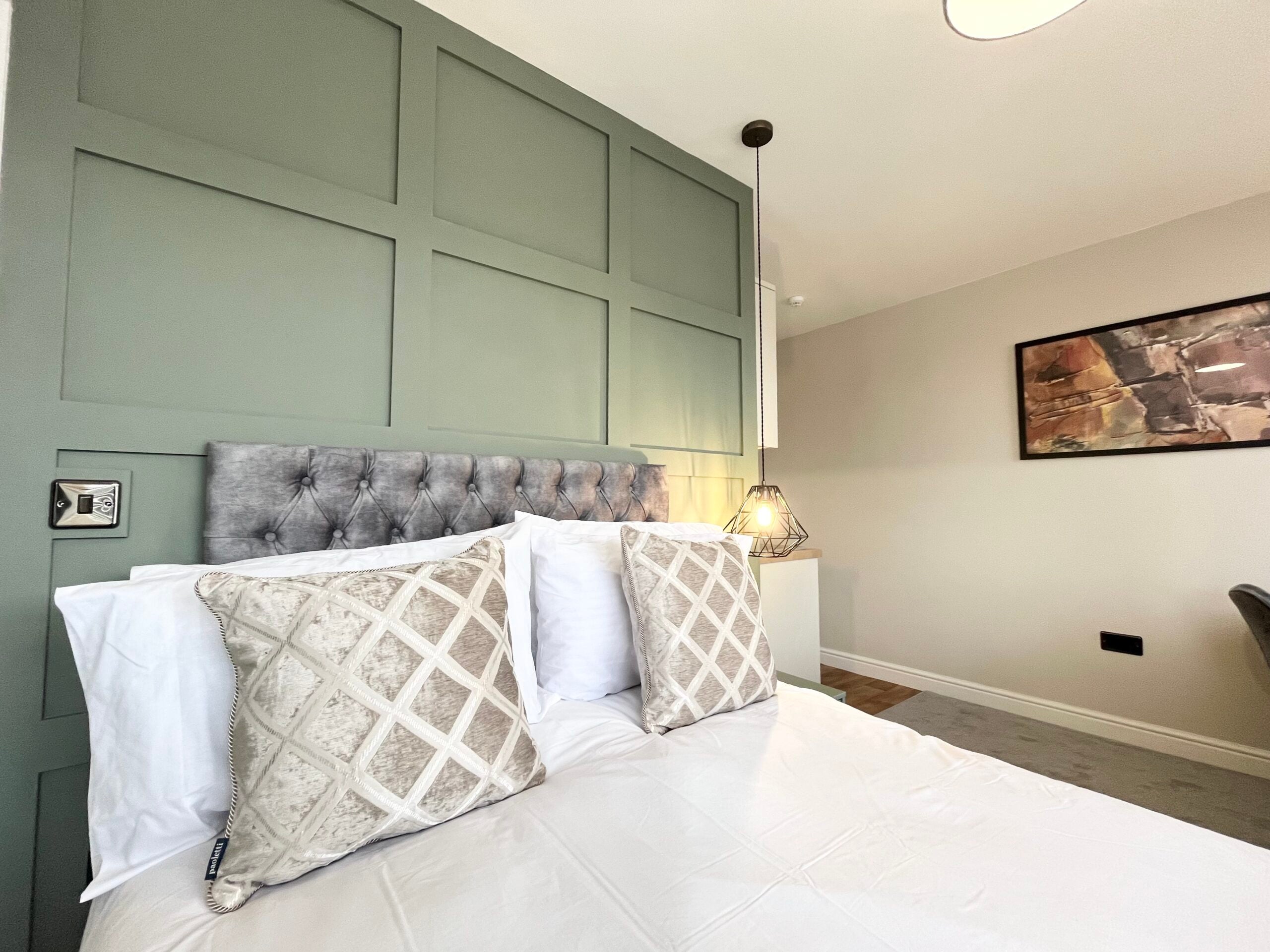 Room High Street in Peterborough