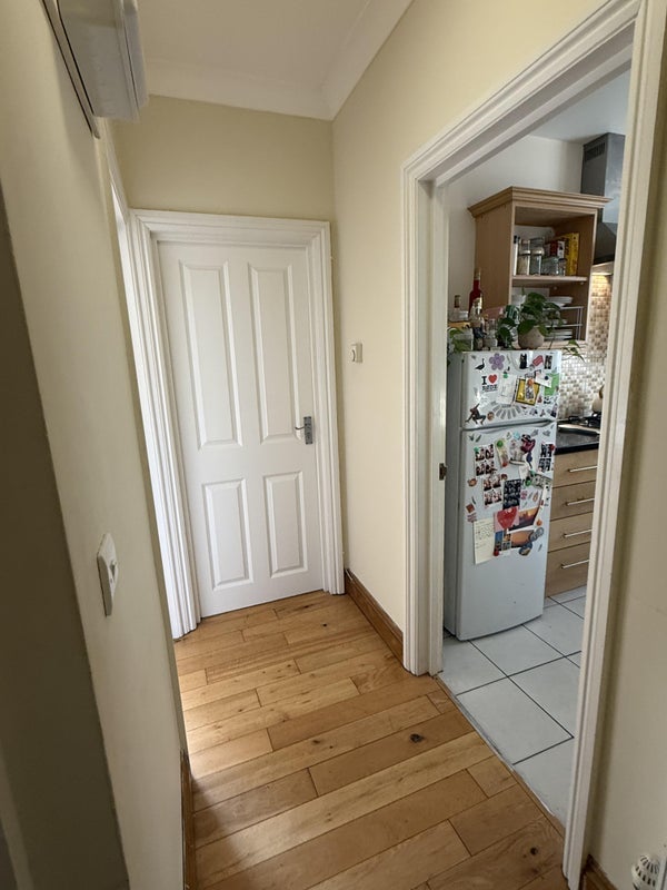 Room Bethnal Green Road in Greater London