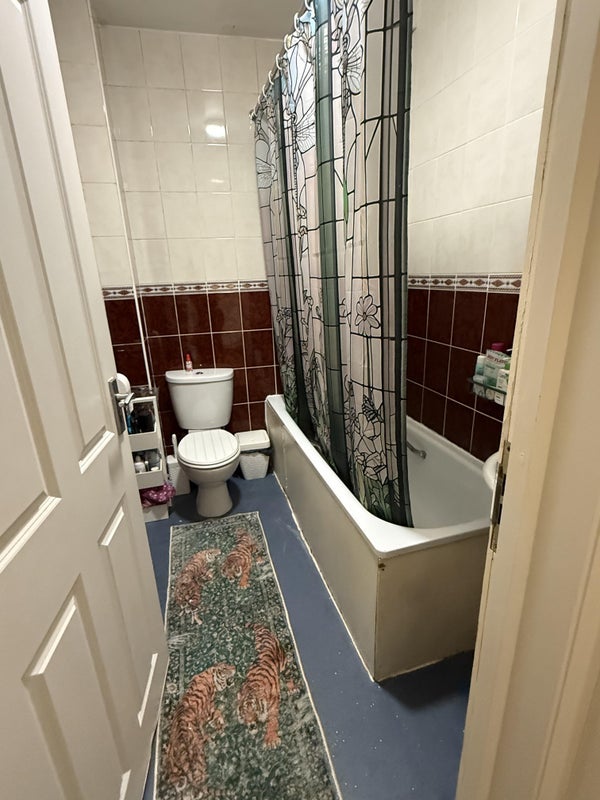 Room Bethnal Green Road in Greater London