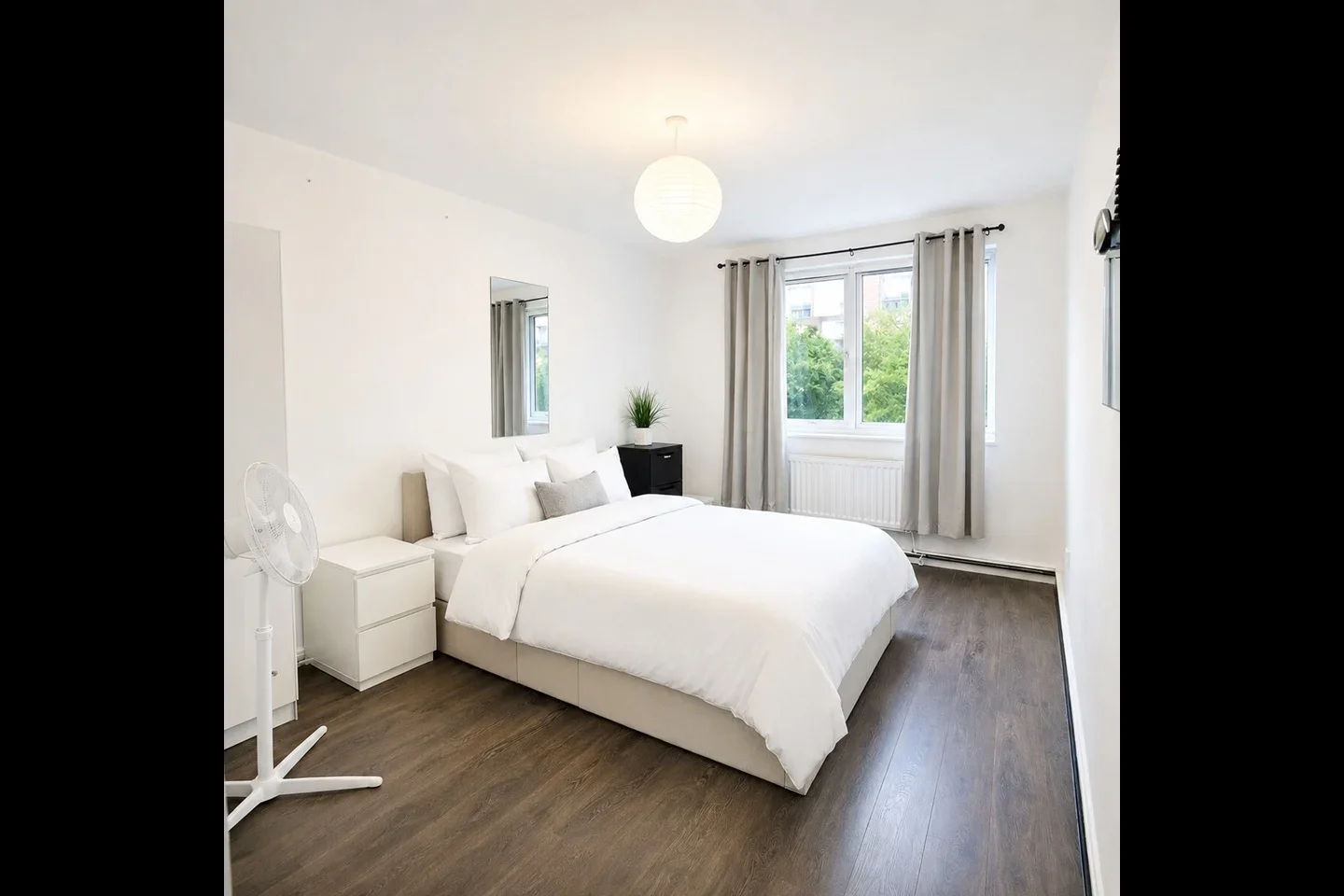 Room Barnardo Gardens in Greater London