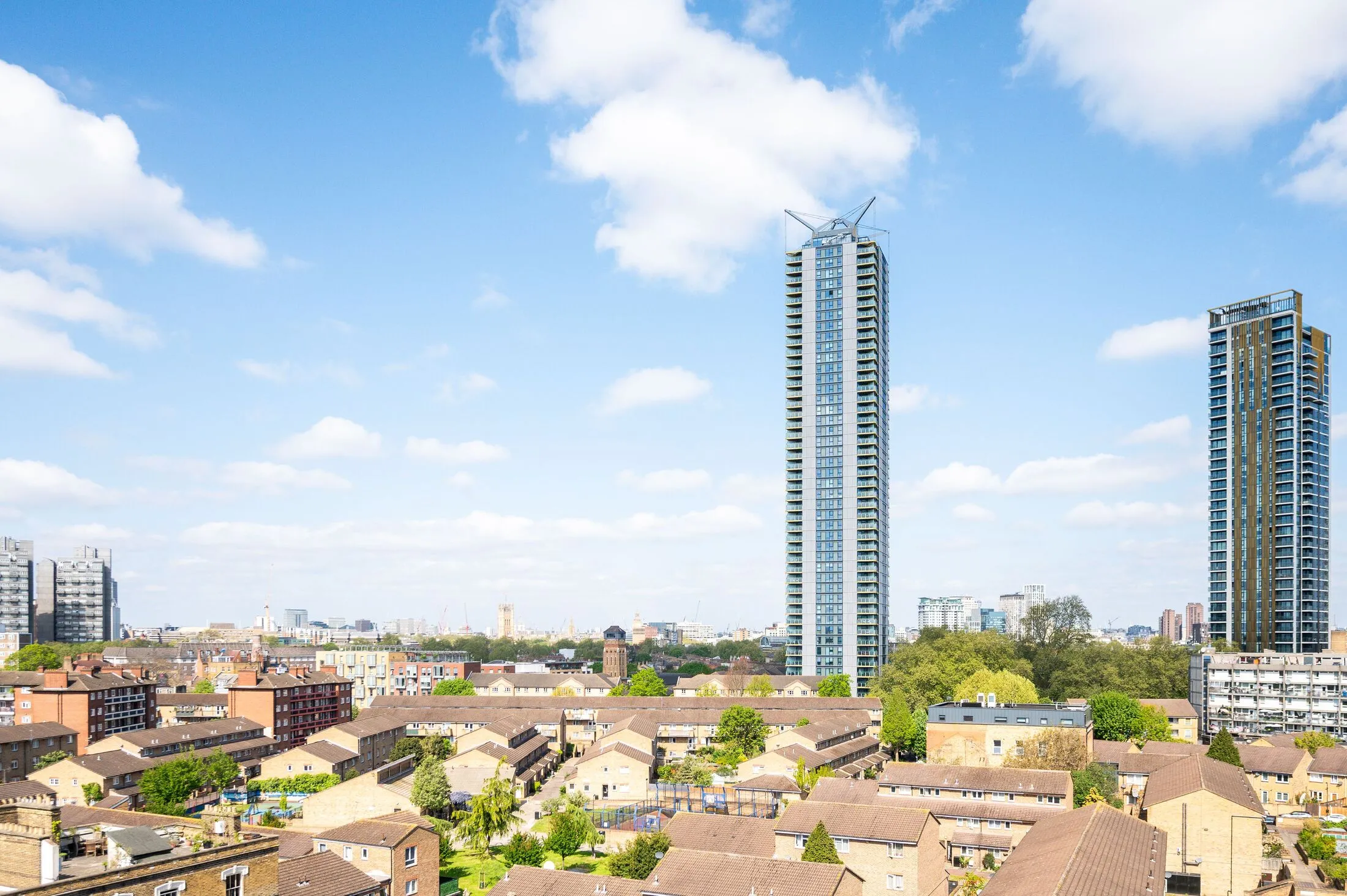 Flat Crampton Street in Greater London