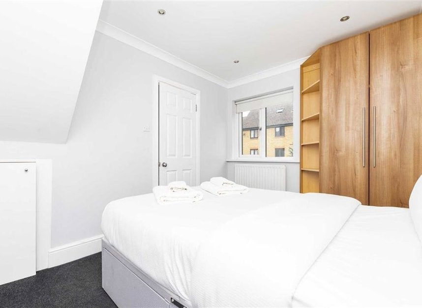 House Fowey Close in Greater London