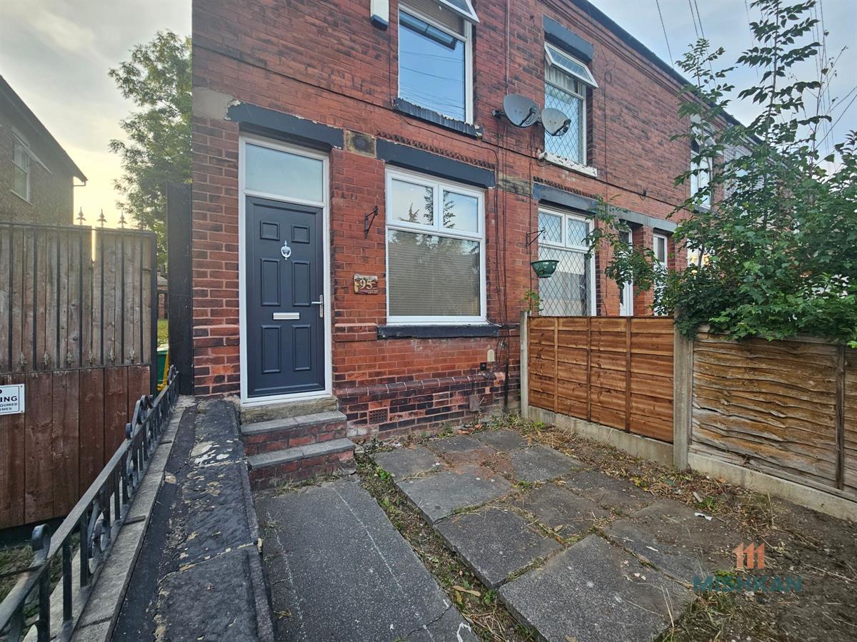 House Parkhill Avenue in Manchester