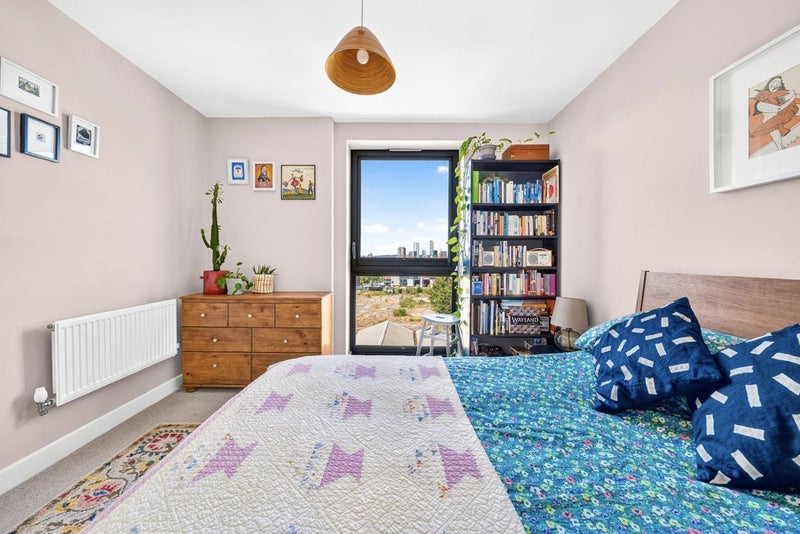 Room Sutherland Road in Greater London