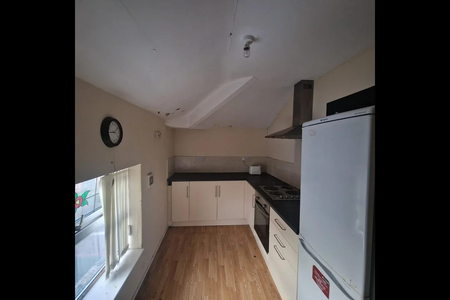 Flat Picton Crescent in Liverpool