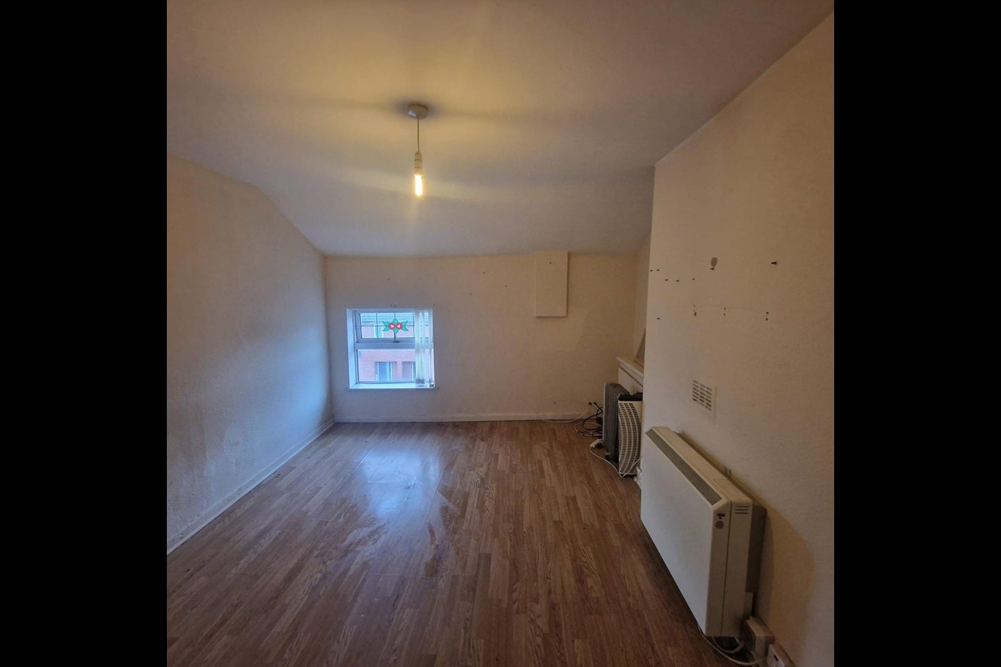 Flat Picton Crescent in Liverpool