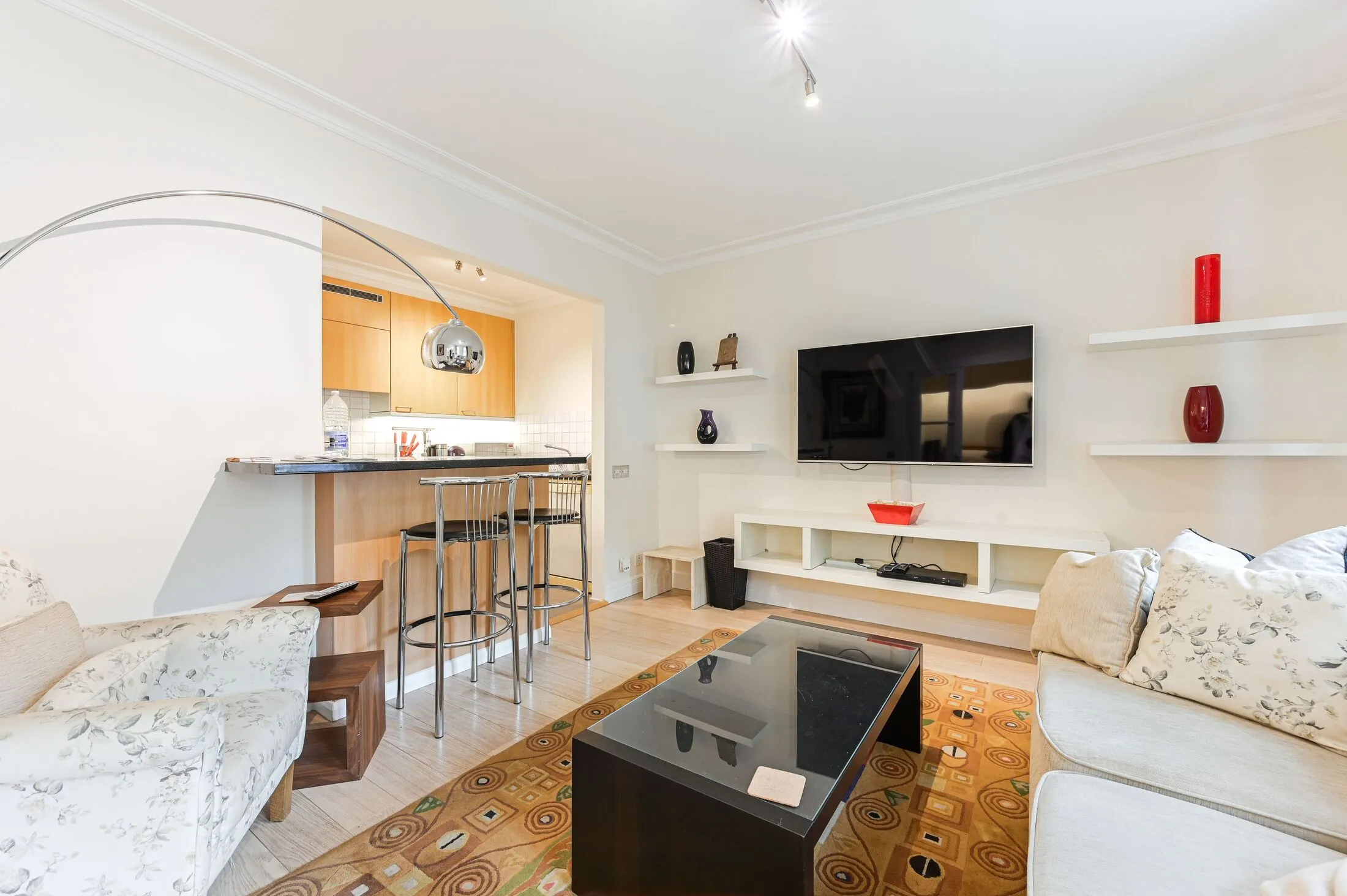 Flat Devonshire Place in Greater London