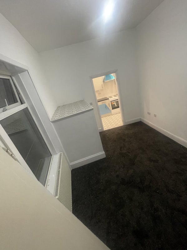 Room Montague Street in Blackburn