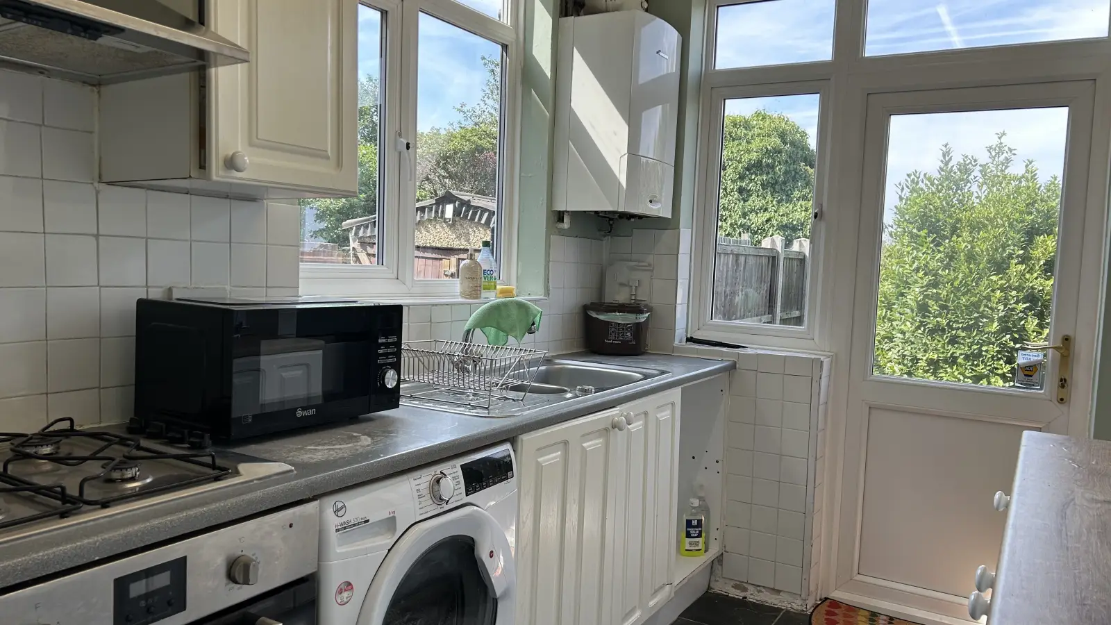 Flat Elgin Avenue in City of Westminster
