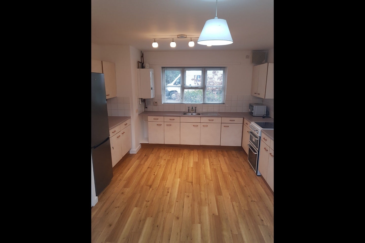 House Congleton Grove in Greater London
