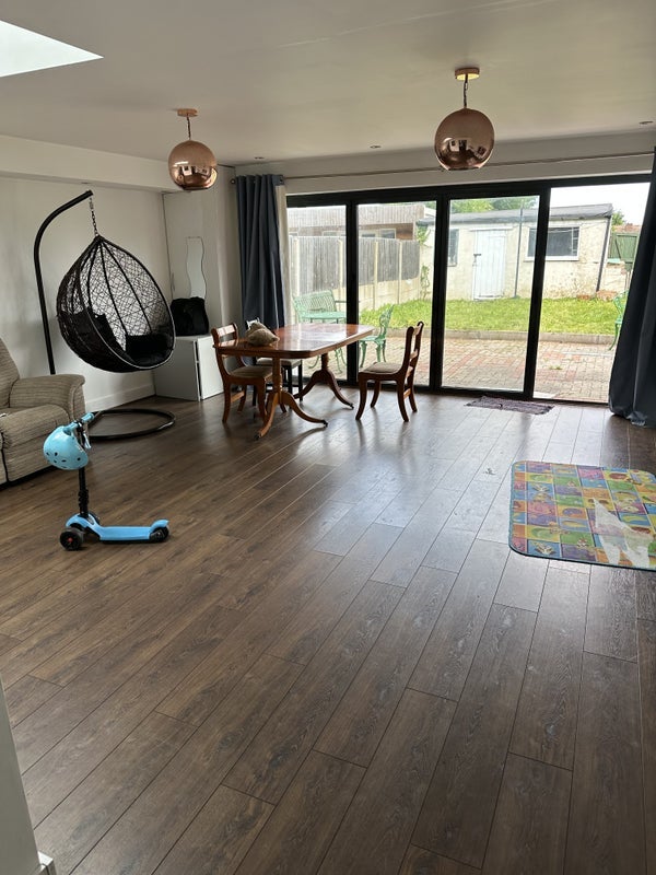 Room Arundel Drive in Greater London
