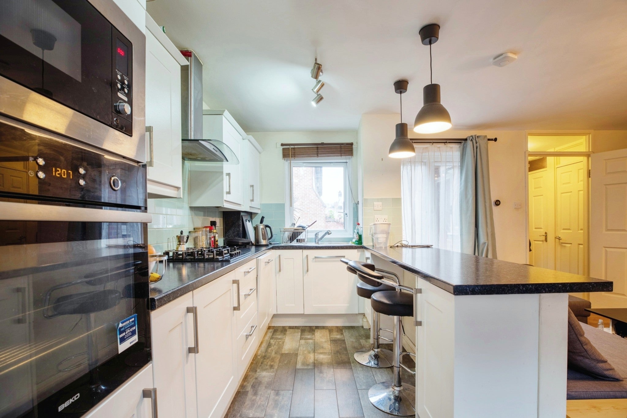 Flat Raymouth Road in Greater London