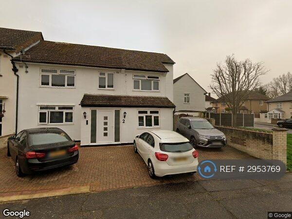 Room Deepdene Road in Epping Forest