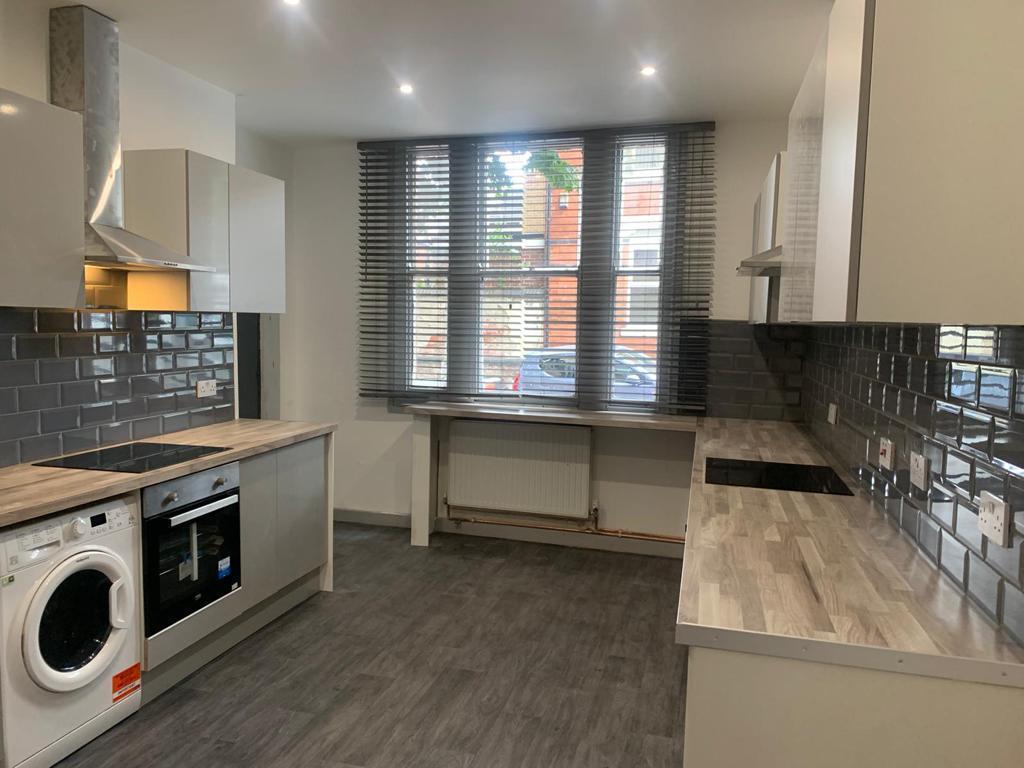 Flat Caulton Street in Nottingham