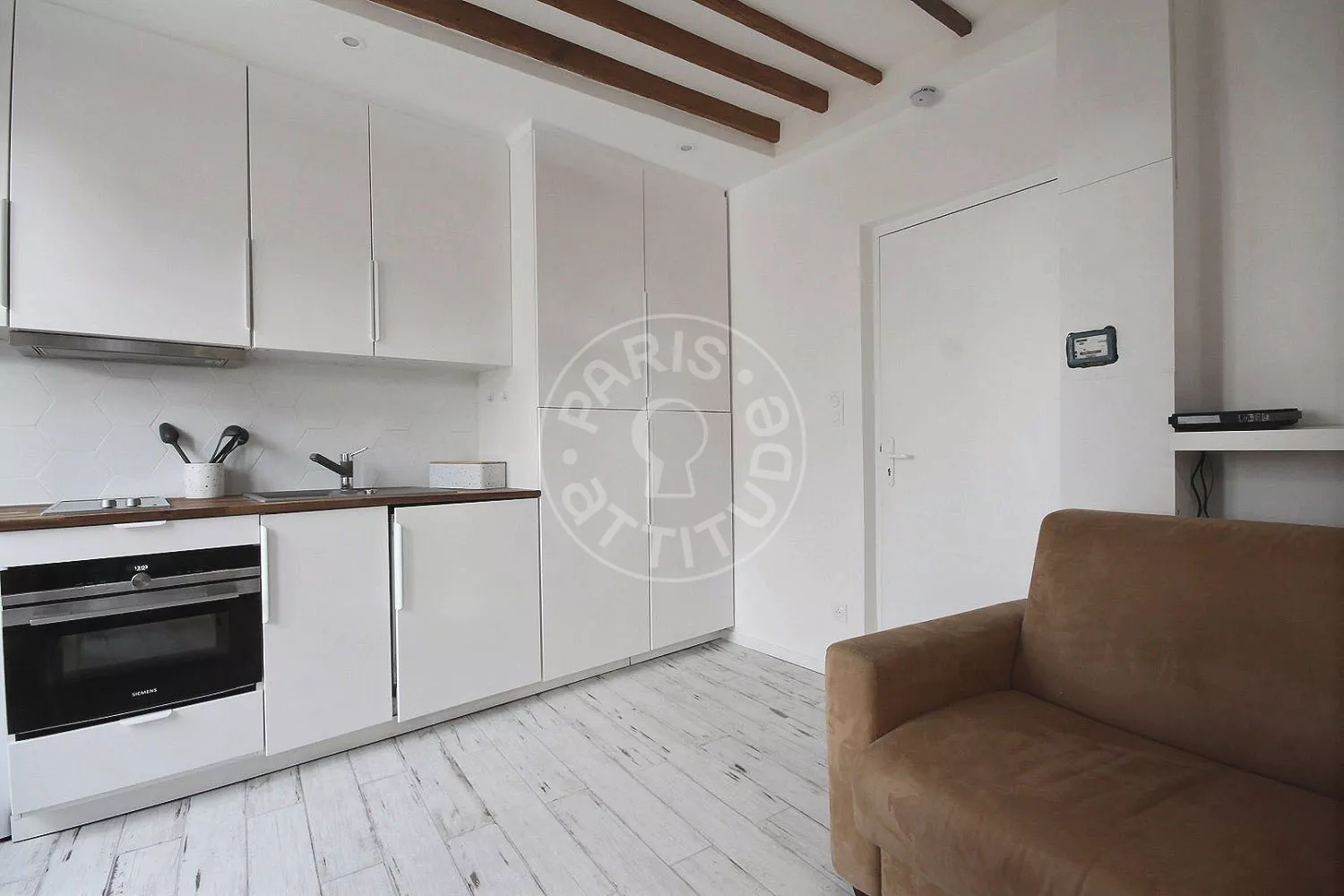 Appartement Rue des Trois Frères à Paris