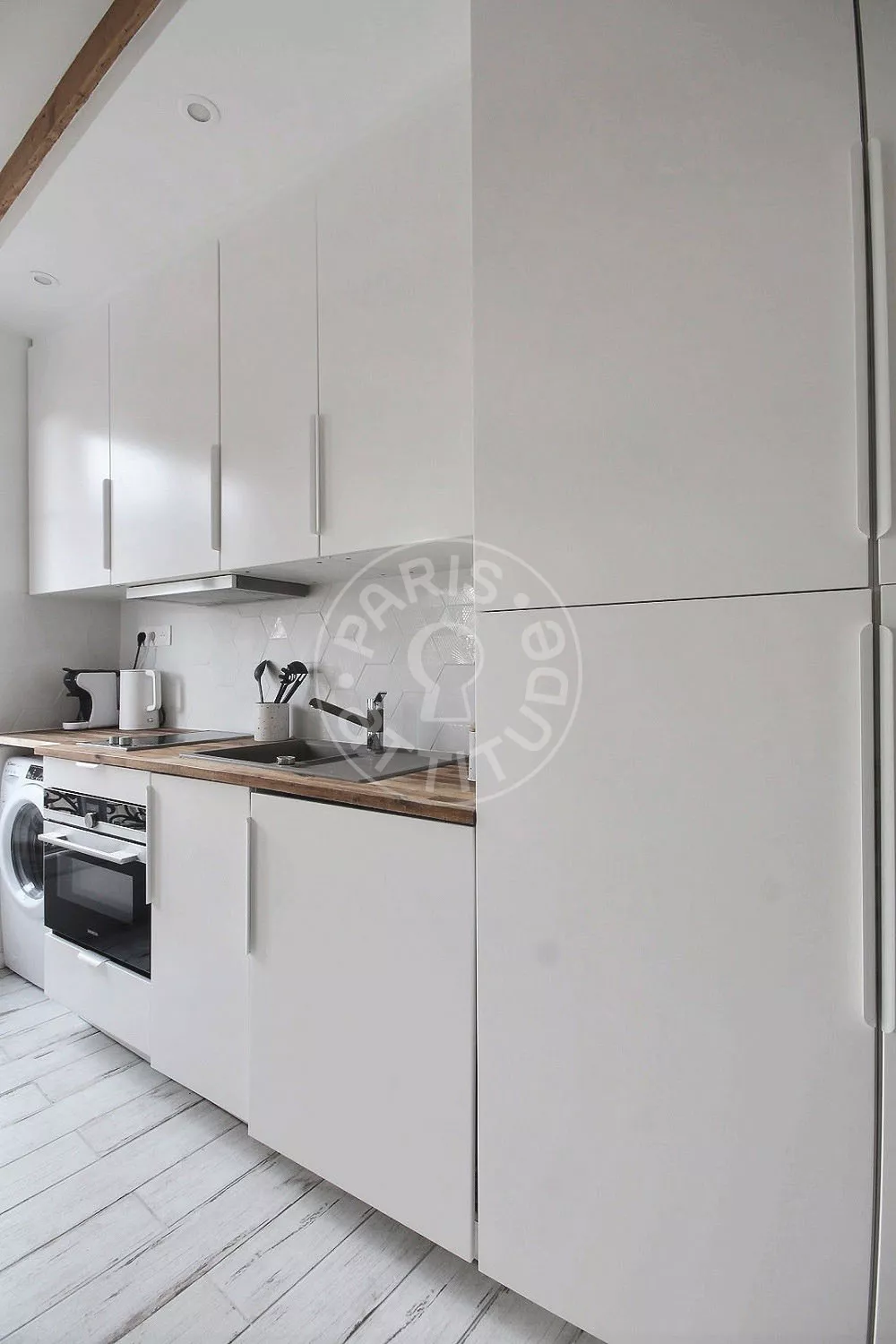 Appartement Rue des Trois Frères à Paris