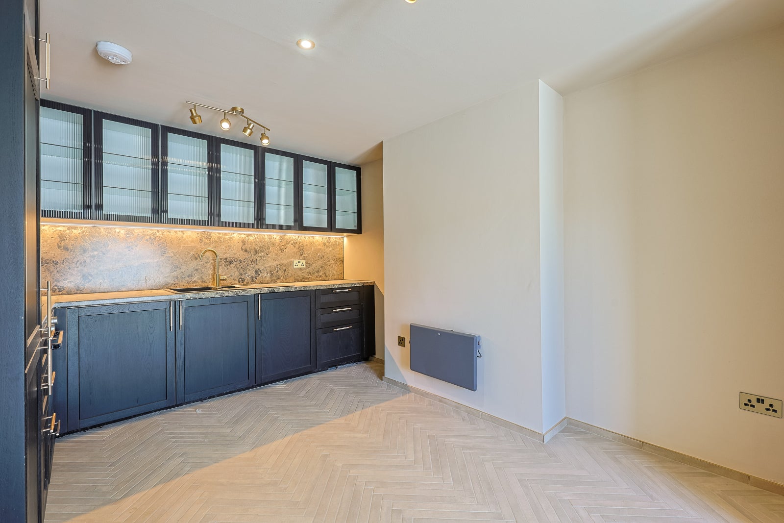 Flat Beech Grove in Greater London