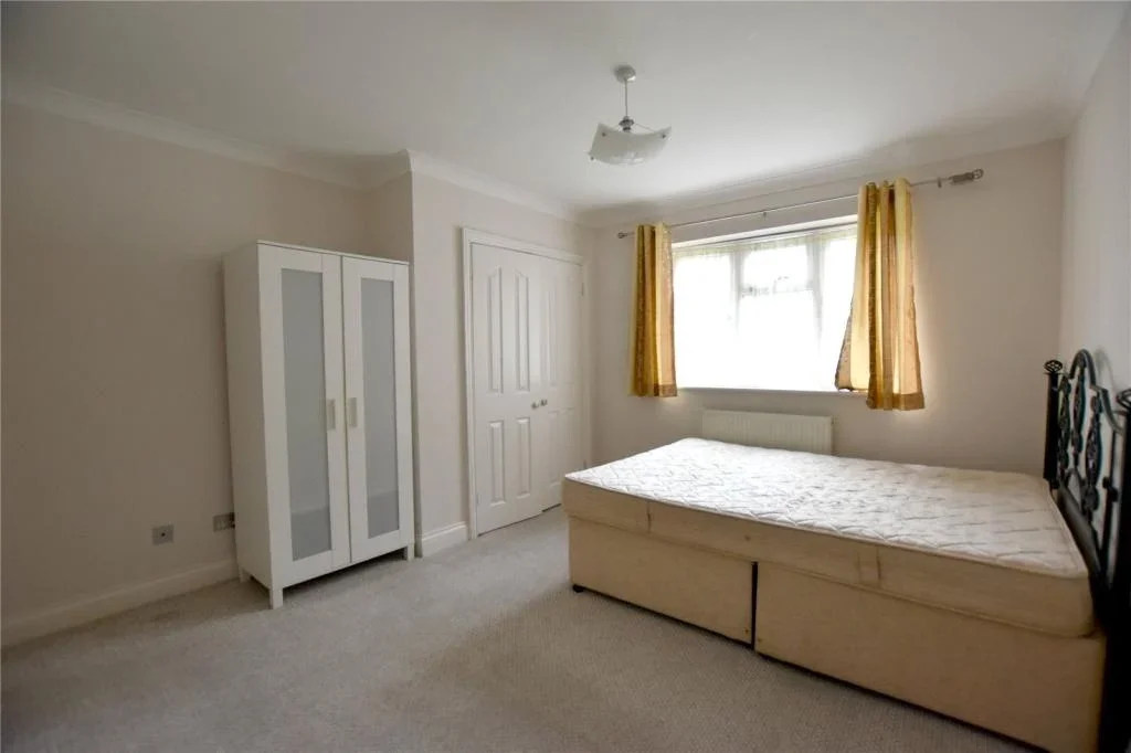 Flat Maresfield in Greater London