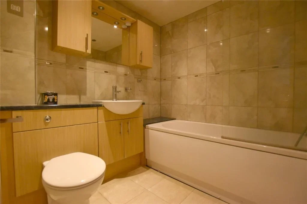 Flat Maresfield in Greater London